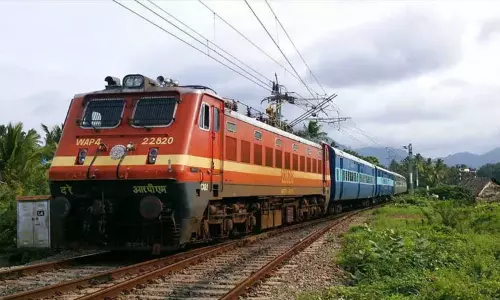 பவுர்ணமி கிரிவலத்தையொட்டி விழுப்புரத்தில் இருந்து தி.மலைக்கு சிறப்பு ரெயில்கள்