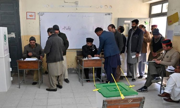 பாகிஸ்தான் தேர்தலில் பெரிய அளவில் முறைகேடு: உறவில் விரிசல் ஏற்படும் என அமெரிக்கா எச்சரிக்கை