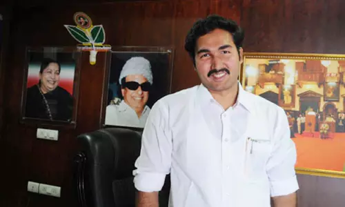 தென்சென்னை அ.தி.மு.க. வேட்பாளர் ஜெயவர்தன் மீது வழக்குப்பதிவு