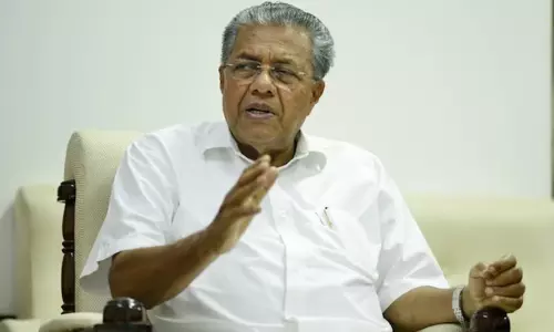 தேர்தல் பத்திர ஊழலில் இருந்து திசை திருப்ப கெஜ்ரிவால் கைது; பினராயி விஜயன் தேர்தல் பத்திர ஊழலில் இருந்து திசை திருப்ப கெஜ்ரிவால் கைது; பினராயி விஜயன்