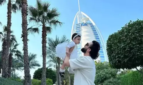 மகளின் ஷூதான் அதிர்ஷ்டம்... பாகிஸ்தான் பாடகர் நெகிழ்ச்சி