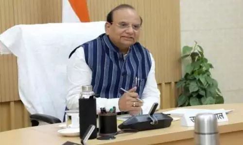 டெல்லி அரசாங்கம் சிறையில் இருந்து இயங்காது - துணை நிலை கவர்னர் வி.கே.சக்சேனா