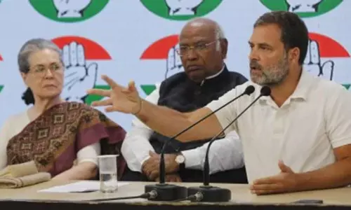 நாடாளுமன்ற தேர்தல்: 31-ந்தேதி கூடுகிறது காங்கிரஸ் தேர்தல் கமிட்டி நாடாளுமன்ற தேர்தல்: 31-ந்தேதி கூடுகிறது காங்கிரஸ் தேர்தல் கமிட்டி