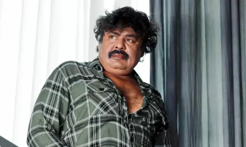 மன்சூர் அலிகான் மீது வழக்குப்பதிவு