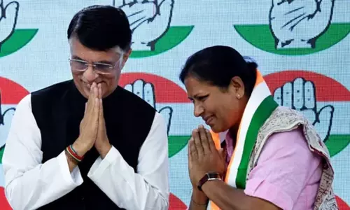 நாடாளுமன்ற தேர்தல்: காங்கிரசில் இணைந்த பா.ஜனதா தலைவர் நாடாளுமன்ற தேர்தல்: காங்கிரசில் இணைந்த பா.ஜனதா தலைவர்