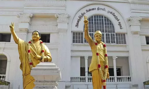 சேலம், கோவை தொகுதி தேர்தல் நடத்தும் அதிகாரியை மாற்ற வேண்டும்: அ.தி.மு.க. கோரிக்கை
