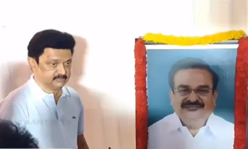 மறைந்த எம்.பி. கணேசமூர்த்தியின் குடும்பத்தினருக்கு முதல்-அமைச்சர் மு.க.ஸ்டாலின் நேரில் ஆறுதல்