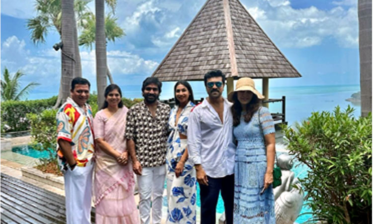 தாய்லாந்தில் மனைவியுடன் ஈஸ்டர் கொண்டாடிய ராம்சரண்