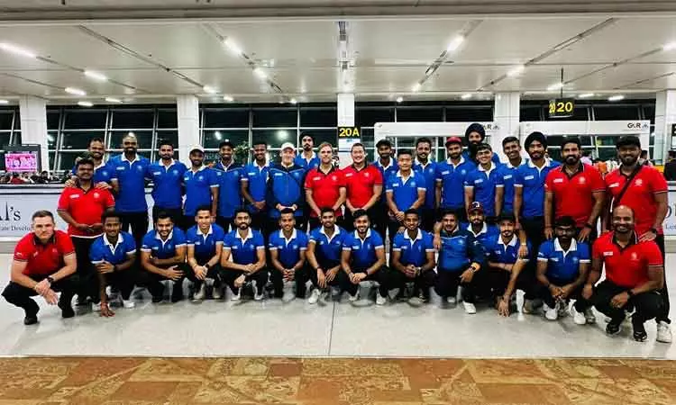 5 போட்டிகள் கொண்ட தொடரில் பங்கேற்க இந்திய ஆக்கி அணி ஆஸ்திரேலியா பயணம் 5 போட்டிகள் கொண்ட தொடரில் பங்கேற்க இந்திய ஆக்கி அணி ஆஸ்திரேலியா பயணம்