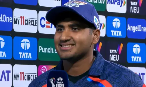 இது உன்னுடைய நாள் என்று  அவர் சொன்னார் -  ஆட்ட நாயகன் யாஷ் தாக்கூர் பேட்டி