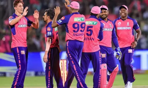 டி20 உலகக்கோப்பை: இந்திய தேர்வு குழுவினர் அந்த வீரர் மீதும் ஒரு கண் வைத்துக்கொள்ள வேண்டும் - கவாஸ்கர்