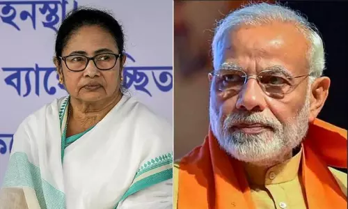 எங்களை ஊழல் கட்சி என்று கூறுவதா..?  - பிரதமர் மோடி மீது மம்தா கடும் தாக்கு