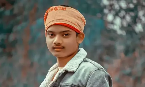 உயிரைப் பறித்த ரீல்ஸ் ஆர்வம்... தலைகீழாக தொங்கியபோது கொடிக்கம்பம் சரிந்து வாலிபர் உயிரிழப்பு