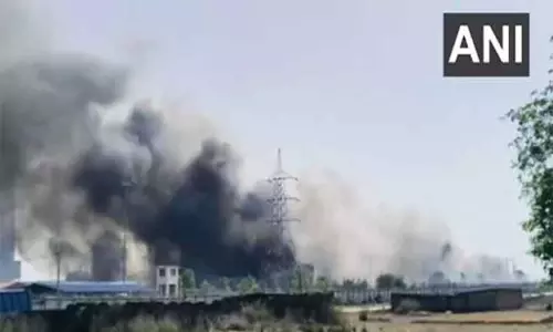 ஜார்க்கண்ட்: பெல் நிறுவனத்தின் சேமிப்பு கிடங்கில் பயங்கர தீ விபத்து