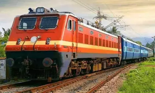 நெல்லை - சென்னை இடையே இன்றிரவு சிறப்பு ரெயில் இயக்கம் நெல்லை - சென்னை இடையே இன்றிரவு சிறப்பு ரெயில் இயக்கம்