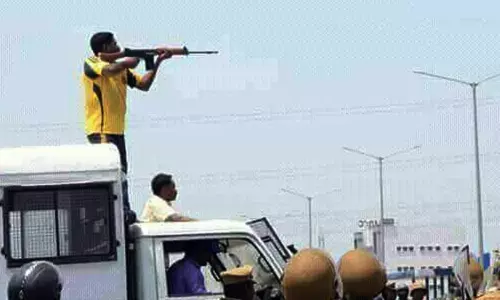 தூத்துக்குடி துப்பாக்கிச் சூடு சம்பவம்: பதில் மனு தாக்கல் செய்ய சென்னை ஐகோர்ட்டு உத்தரவு