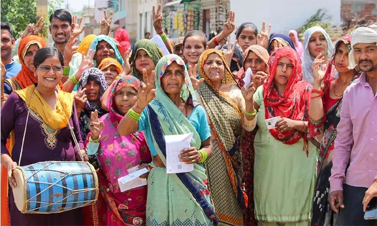 2ம் கட்ட வாக்குப்பதிவு - மாலை 5 மணி வாக்குப்பதிவு... ... நாடாளுமன்ற 2-ம் கட்ட தேர்தல்: 88 தொகுதிகளுக்கு நடந்த வாக்குப்பதிவு நிறைவு