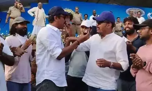 படப்பிடிப்பு தளத்தில் பிறந்தநாள் கொண்டாடிய சமுத்திரகனி