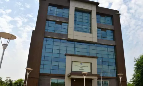 டெல்லி மகளிர் ஆணையத்தில் 223 ஊழியர்கள் அதிரடி நீக்கம் டெல்லி மகளிர் ஆணையத்தில் 223 ஊழியர்கள் அதிரடி நீக்கம்