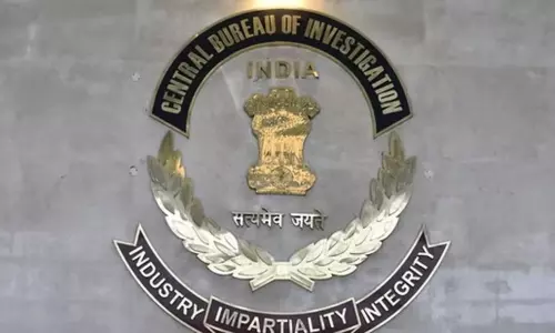 எங்கள் கட்டுப்பாட்டில் சி.பி.ஐ. இல்லை - சுப்ரீம் கோர்ட்டில் மத்திய அரசு வாதம் எங்கள் கட்டுப்பாட்டில் சி.பி.ஐ. இல்லை - சுப்ரீம் கோர்ட்டில் மத்திய அரசு வாதம்