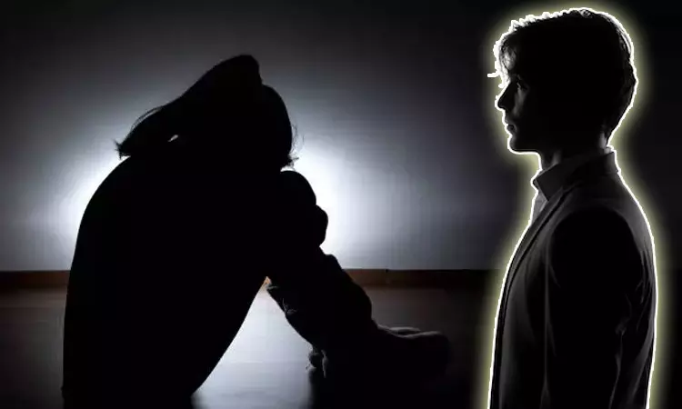 பெற்ற மகளுக்கு பாலியல் தொல்லை கொடுத்த தந்தை - கடலூரில் பரபரப்பு