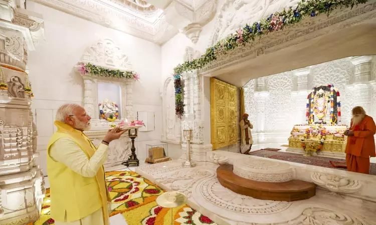 அயோத்தி ராமர் கோவிலில் பிரதமர் மோடி சாமி தரிசனம்