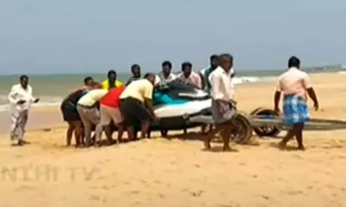 கன்னியாகுமரி: கடலில் குளித்த மருத்துவ கல்லூரி மாணவர்கள் 5 பேர் அலையில் சிக்கி உயிரிழப்பு