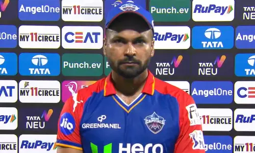 அவர் வீசிய ஓவர்தான் போட்டியின் திருப்பு முனையாக அமைந்தது - முகேஷ் குமார் அவர் வீசிய ஓவர்தான் போட்டியின் திருப்பு முனையாக அமைந்தது - முகேஷ் குமார்