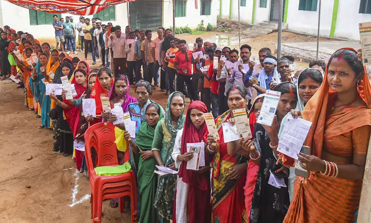 11 மணி வாக்குப்பதிவு சதவீத விவரம் 11 மணி வாக்குப்பதிவு சதவீத விவரம்