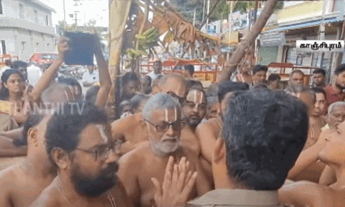 Vadakalai Thenkalai issue in Kanchipuram Varadaraja Temple Vadakalai Thenkalai issue in Kanchipuram Varadaraja Temple