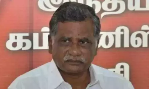 சிலந்தி ஆற்றின் குறுக்கே தடுப்பணை கட்டும் பணிகளை கேரள அரசு நிறுத்த வேண்டும் - முத்தரசன்