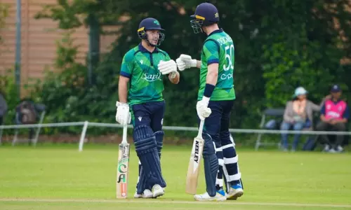 முத்தரப்பு டி20 கிரிக்கெட்; டாக்ரெல் அரைசதம்...அயர்லாந்து 161 ரன்கள் சேர்ப்பு