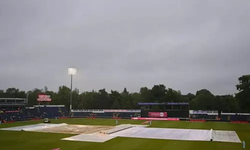 இங்கிலாந்து - பாகிஸ்தான்  இடையிலான 3-வது டி20 போட்டி மழையால் ரத்து