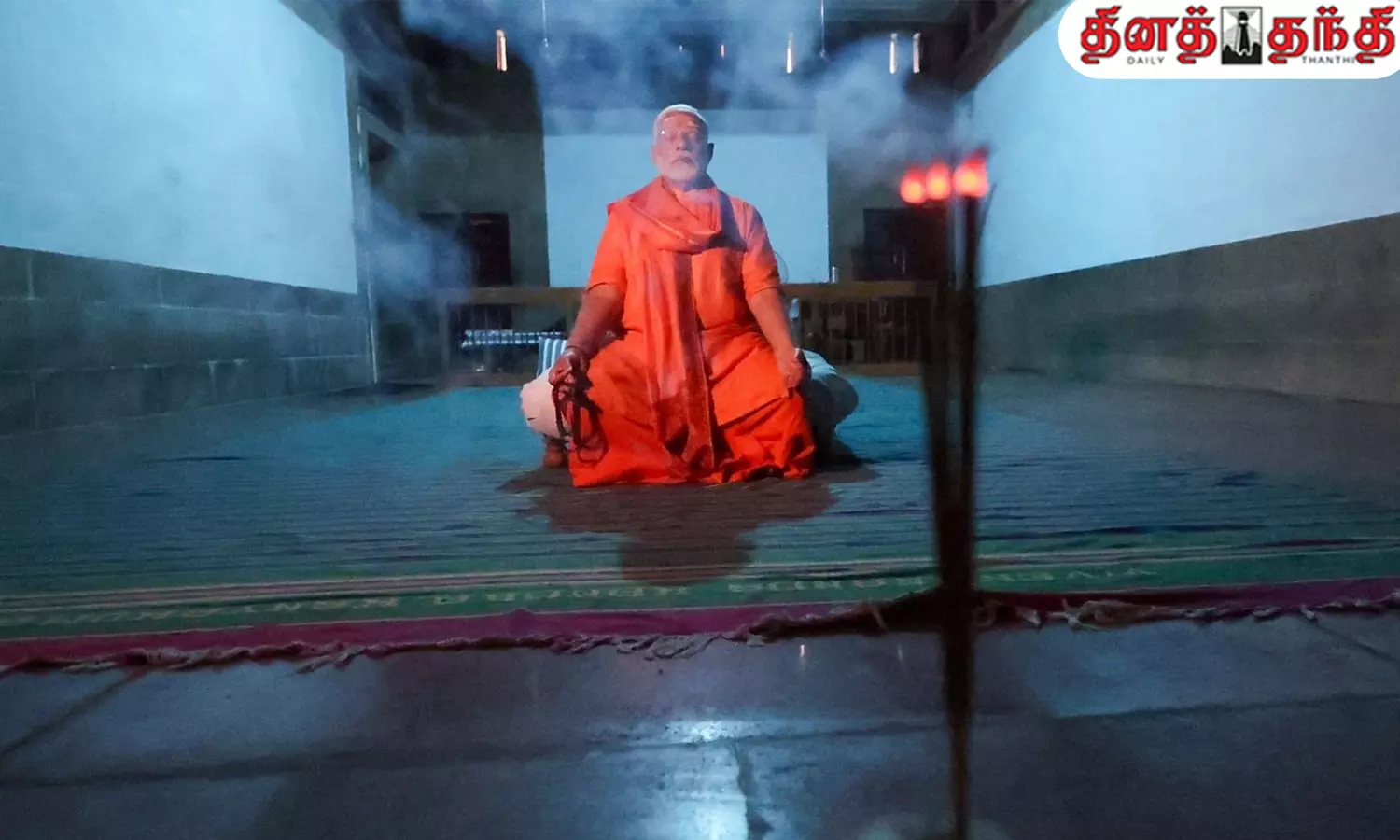 விவேகானந்தர் பாறையில் பிரதமர் மோடி தியானம் செய்யும் காட்சிகள்..!