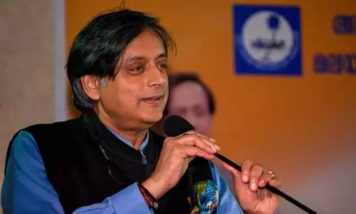 Shashi Tharoor Shashi Tharoor