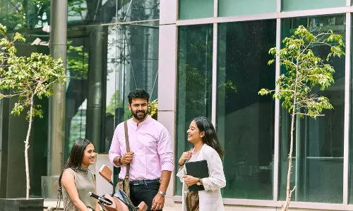 அனைத்து தரப்பு வாடிக்கையாளர்களும் விரும்பும் ஸ்கூட்டர் டி.வி.எஸ். ஐ-கியூப்