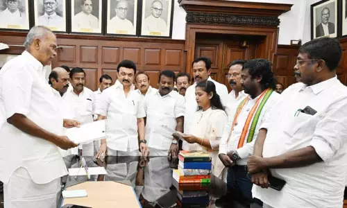 விளவங்கோடு சட்டமன்ற உறுப்பினராக தாரகை கத்பட் பதவியேற்பு