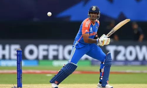 டி20 உலகக்கோப்பை வரலாற்றில் மெதுவான அரைசதம் - மோசமான பட்டியலில் இணைந்த சூர்யகுமார் யாதவ்