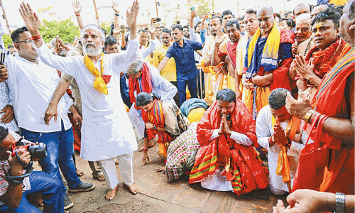 ஒடிசாவில் புகழ்பெற்ற புரி ஜெகநாதர் கோவிலின் 4 கதவுகளும் பக்தர்களுக்காக திறப்பு