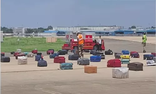 சென்னையில் இருந்து துபாய் செல்லவிருந்த விமானத்திற்கு வெடிகுண்டு மிரட்டல்