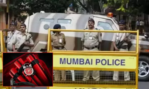 மும்பை: 50 மருத்துவமனைகளுக்கு வெடிகுண்டு மிரட்டல் மும்பை: 50 மருத்துவமனைகளுக்கு வெடிகுண்டு மிரட்டல்