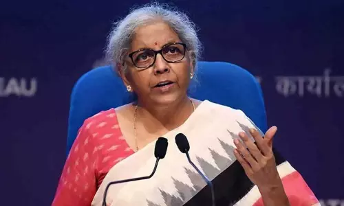 ரெயில் நிலைய பிளாட்பார்ம் டிக்கெட்டுகளுக்கு ஜி.எஸ்.டி.யில் இருந்து விலக்கு - நிர்மலா சீதாராமன்