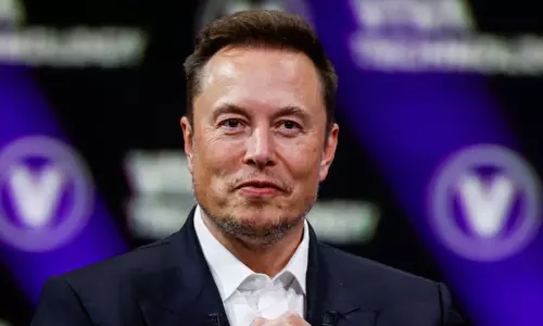 12-வது குழந்தை ரகசியம் குறித்து எலான் மஸ்க் விளக்கம் 12-வது குழந்தை ரகசியம் குறித்து எலான் மஸ்க் விளக்கம்