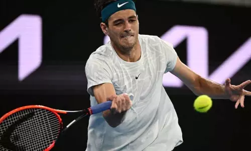 ஈஸ்ட்போர்ன் டென்னிஸ் : அமெரிக்க வீரர் டெய்லர் பிரிட்ஸ் அரையிறுதிக்கு முன்னேற்றம்