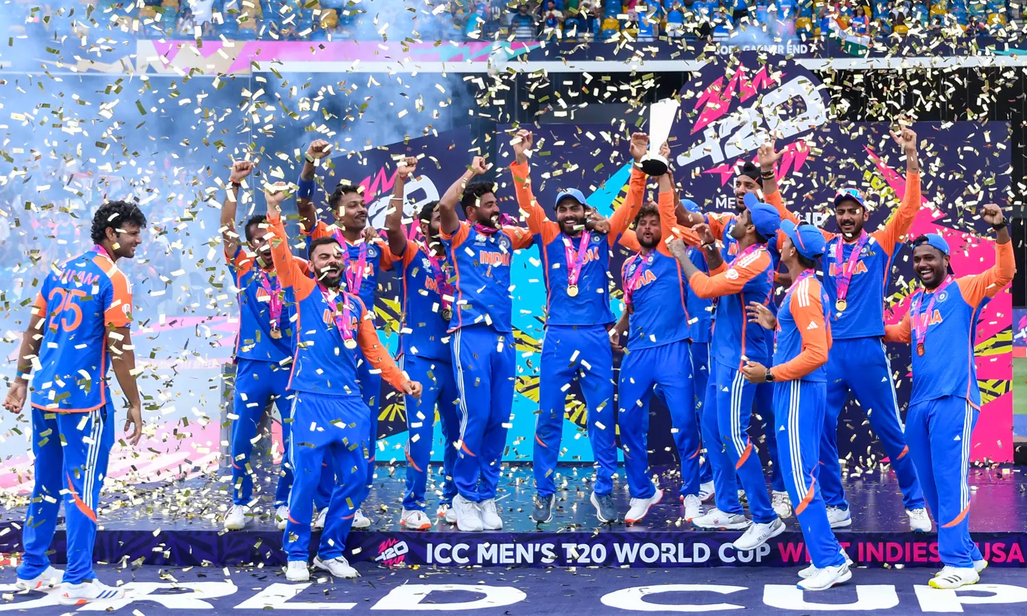 டி20 உலகக்கோப்பை சாம்பியன் பட்டம் வென்ற  இந்தியா..