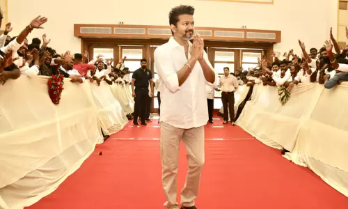 2ம் கட்ட கல்வி விருது வழங்கும் விழா - த.வெ.க. தலைவர் விஜய் வருகை