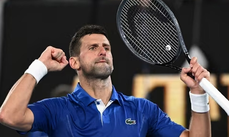 விம்பிள்டன் டென்னிஸ்: 4வது சுற்றுக்கு முன்னேறினார் ஜோகோவிச்