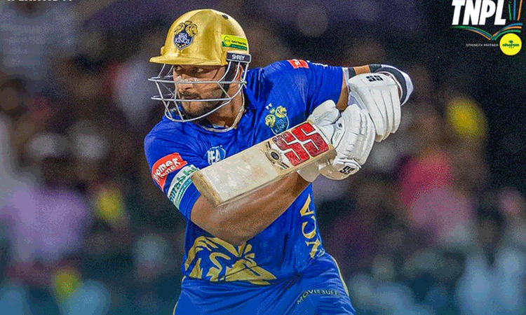 டி.என்.பி.எல்.: ஷாருக்கான் அரைசதம்... கோவை கிங்ஸ் 160 ரன்கள் சேர்ப்பு