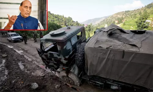 ஜம்மு பயங்கரவாத தாக்குதலுக்கு தகுந்த பதிலடி கொடுக்கப்படும்: மத்திய அரசு ஜம்மு பயங்கரவாத தாக்குதலுக்கு தகுந்த பதிலடி கொடுக்கப்படும்: மத்திய அரசு