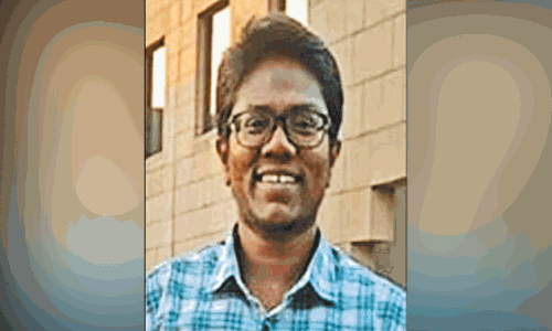 பெண் ஐ.ஆர்.எஸ். அதிகாரி, ஆணாக மாறினார்